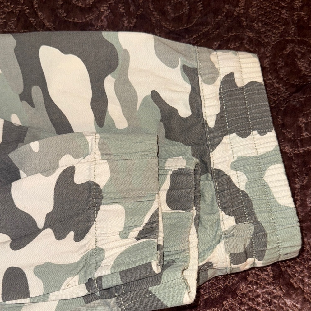 Refuge Green Camouflage Cargo Joggers - Picture 13 of 16